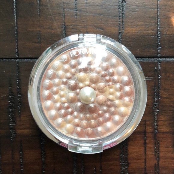 Physicians formula pearl highlighter - Picture 2 of 3